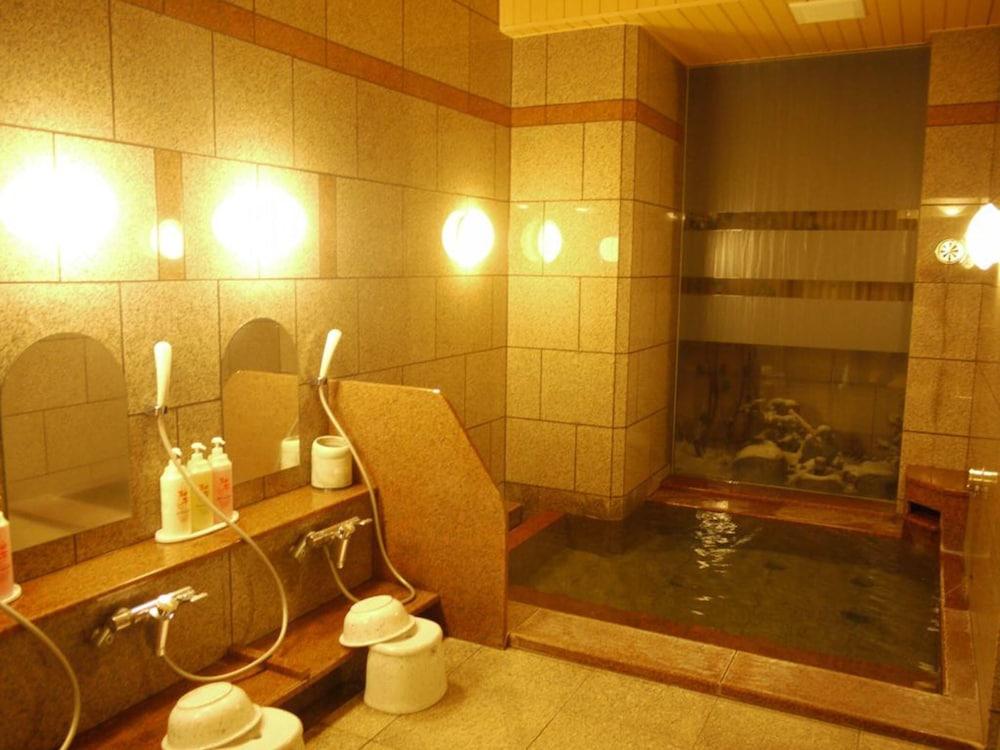 Hotel Route-Inn Tomakomai Ekimae Extérieur photo